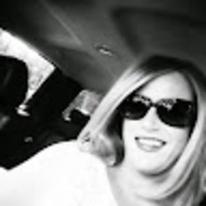 Meet your Posher, Lana